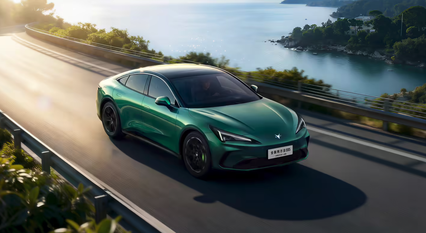 极狐全新阿尔法S5官宣3月18日正式上市 预售11.28万元起